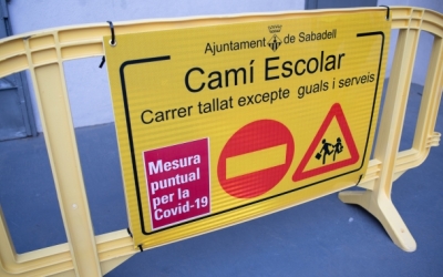 Tanca per senyalitzar un camí escolar | Roger Benet